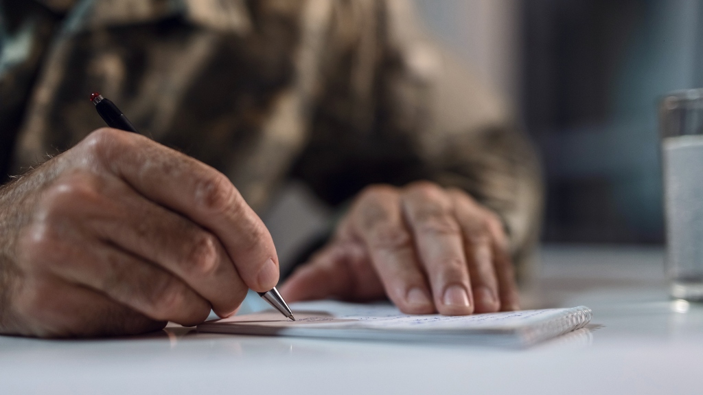 What is Rule 33 of The CAVC?